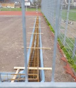 Stillgelegte Spielfelder in Padelplätze umbauen