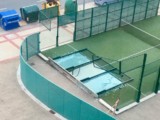 Padelplätze in Starkwindgebieten